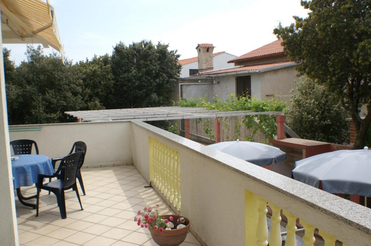 Apartments By The Sea Mandre, Pag - 4098 Exterior photo